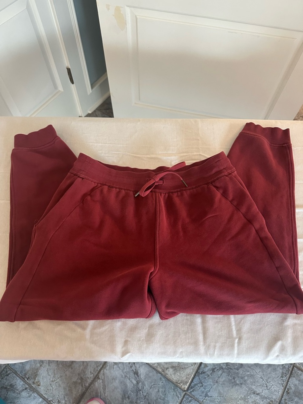 lululemon athletica Burgundy Drawstring Joggers